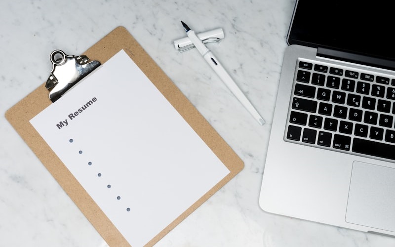 How to Write a Powerful Journal Cover Letter that Captivates the Editor-in-Chief