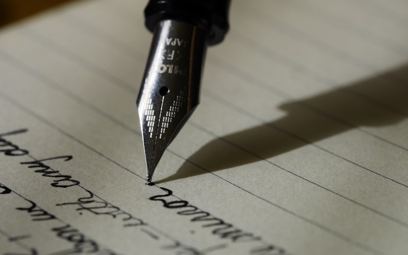 Crafting Compelling Scientific Abstracts for High-Impact Journals